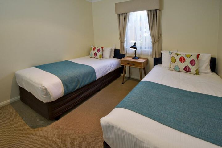 Room 4 of 54