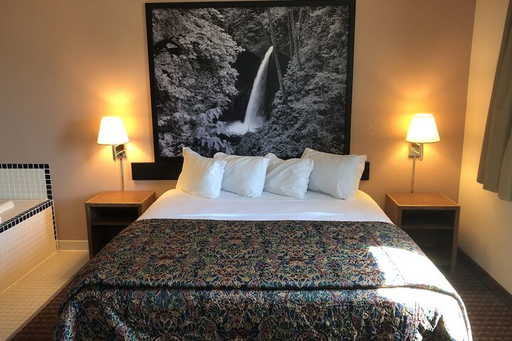 Room 16 of 52