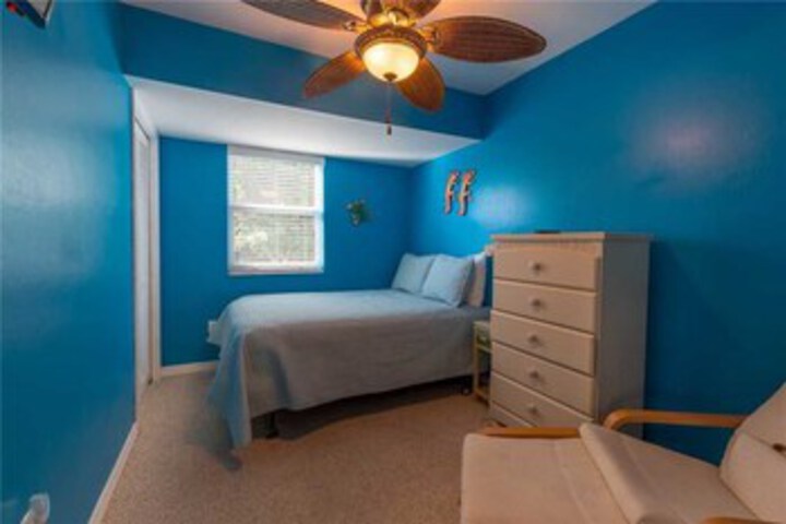 Room 41 of 46