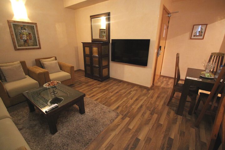 Room 29 of 68
