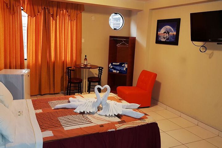 Room 5 of 6