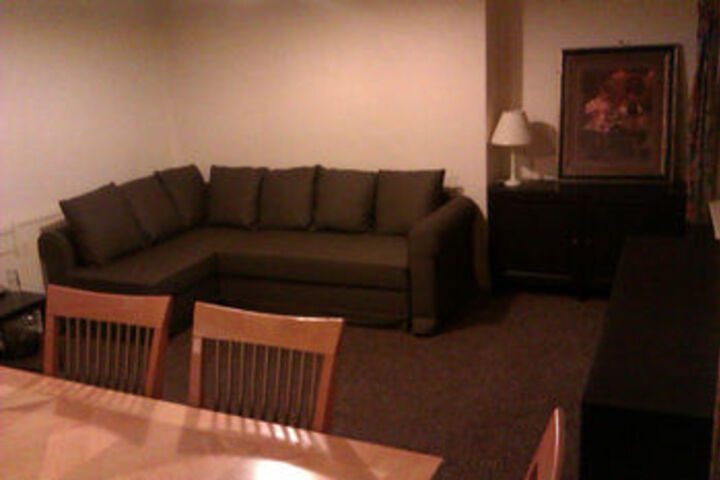 Room 13 of 21