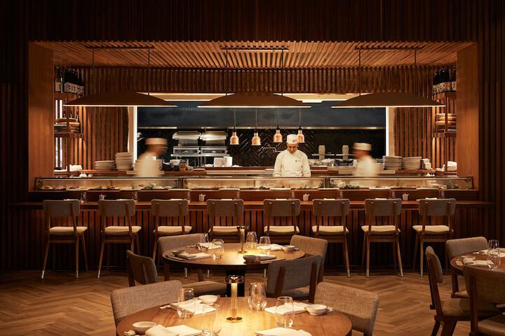 Dining 76 of 123
