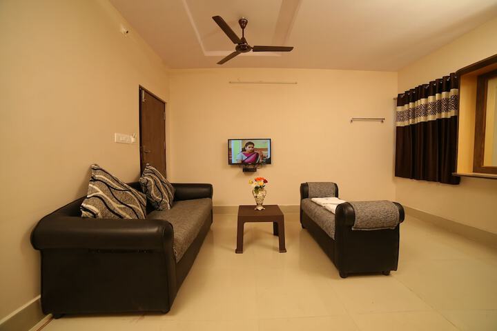 Room 16 of 24