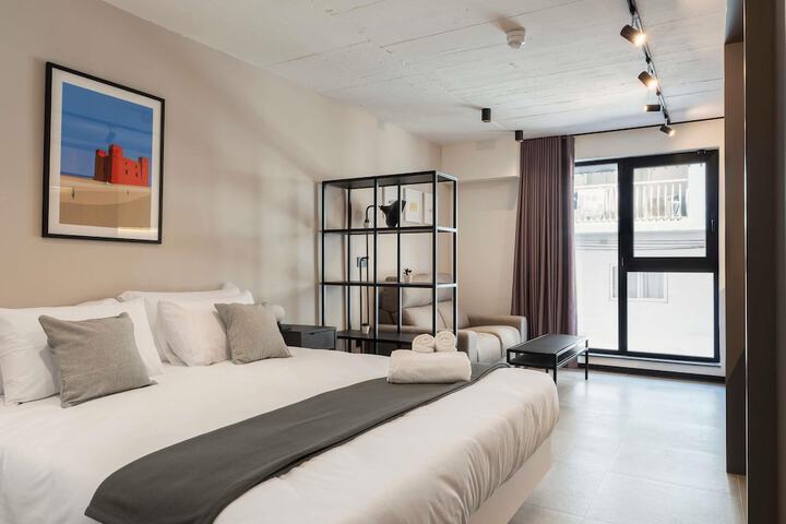Room 10 of 87
