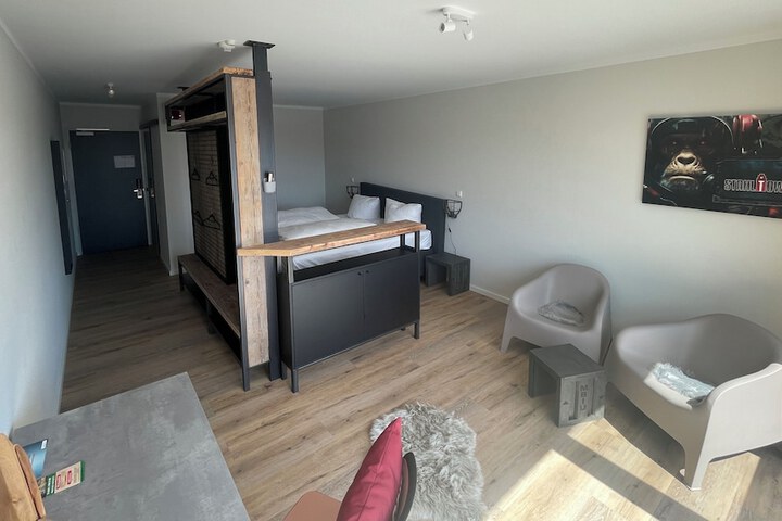 Room 14 of 26