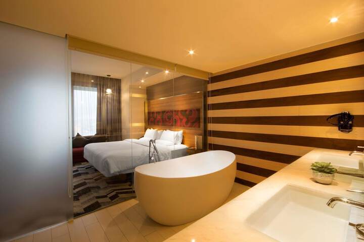 Room 14 of 57