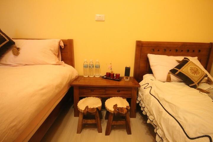 Room 4 of 69