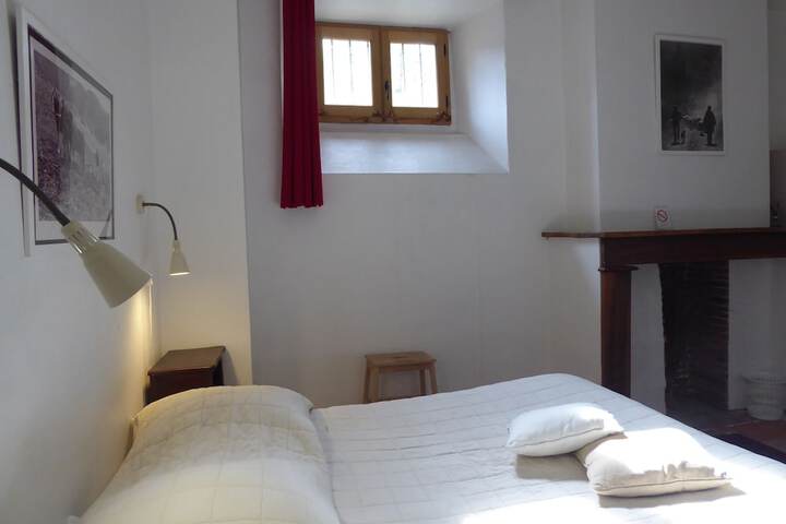 Room 4 of 67