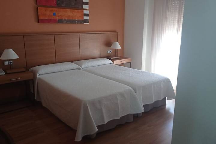 Room 16 of 36