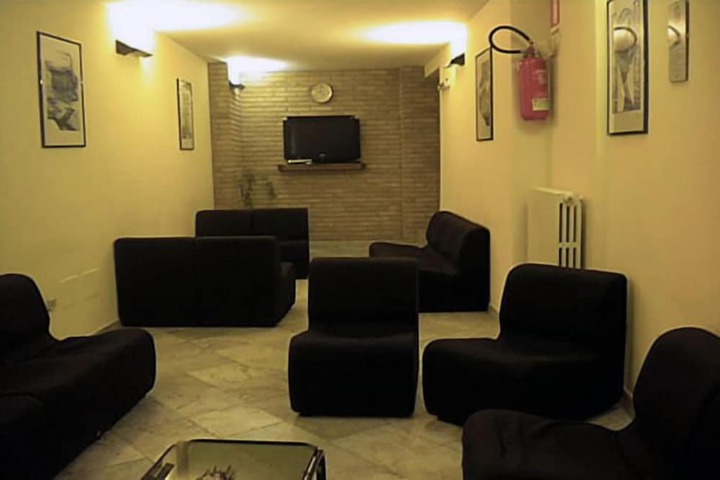 Entrance & Lobby