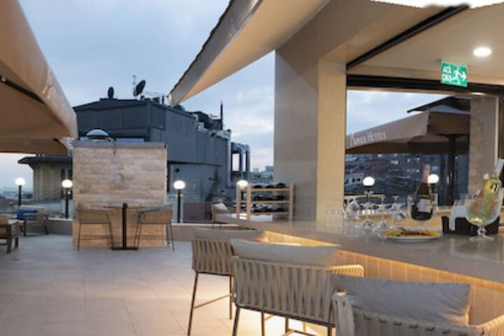 Terrace/Patio 76 of 76
