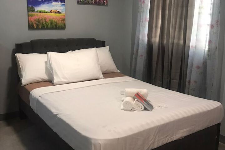 Room 25 of 41
