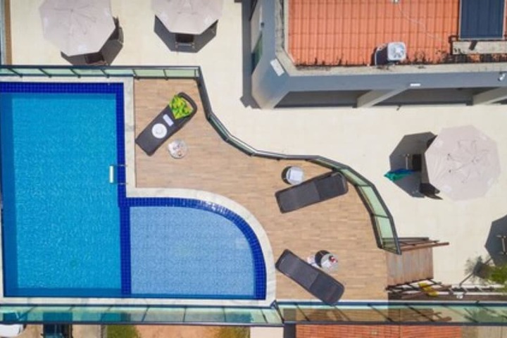 Pool 64 of 110