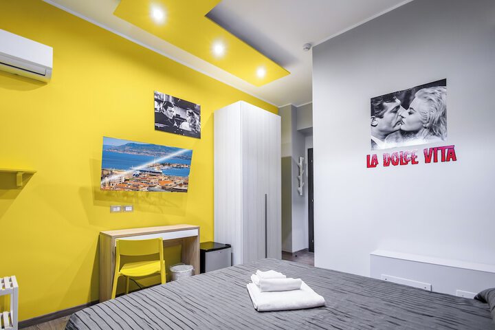 Room 20 of 25