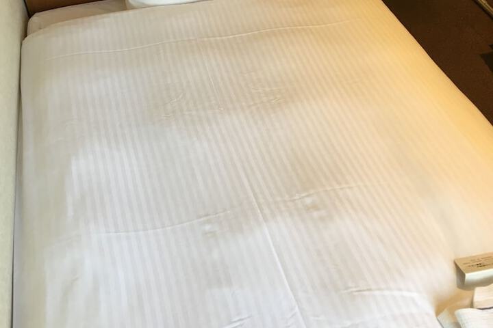 Room 7 of 36