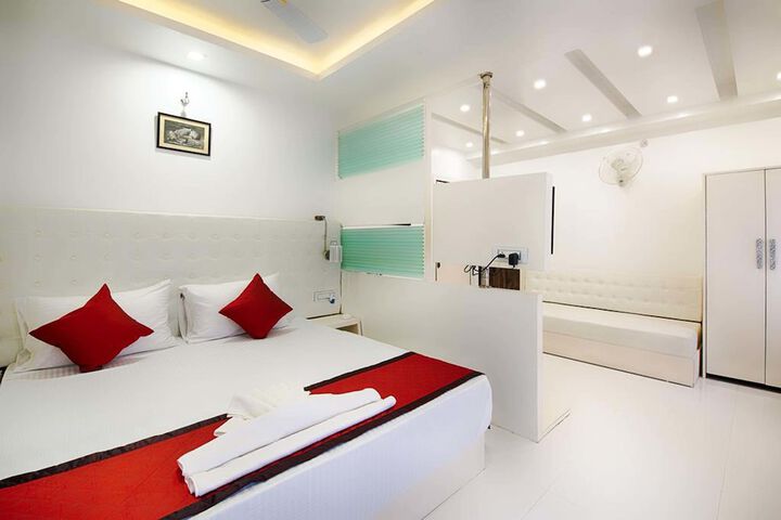 Room 7 of 20