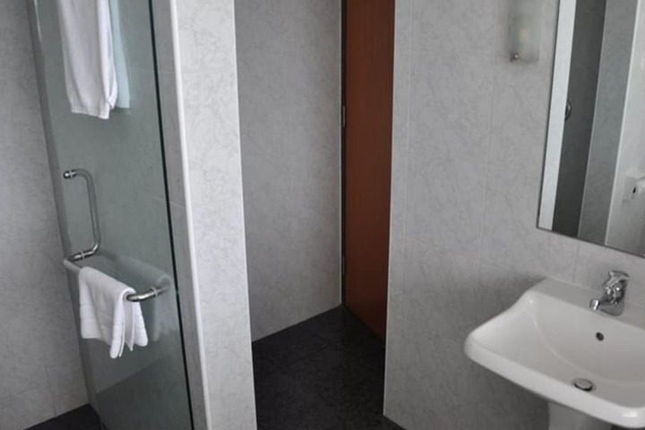Room 20 of 40
