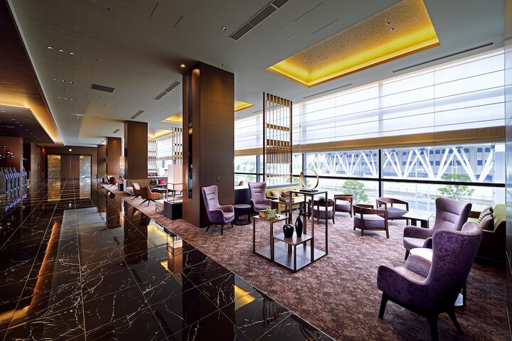 Guest Lobby