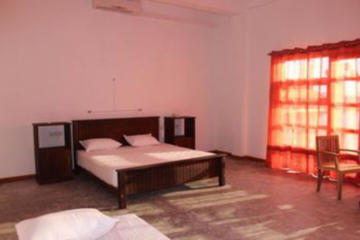 Room 28 of 45