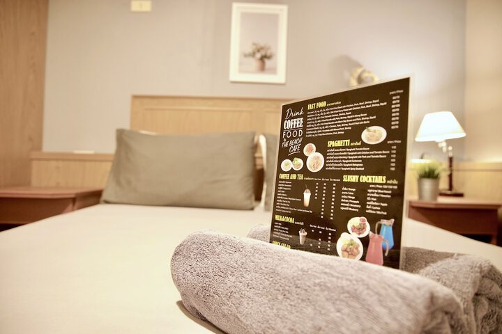 Room 6 of 88