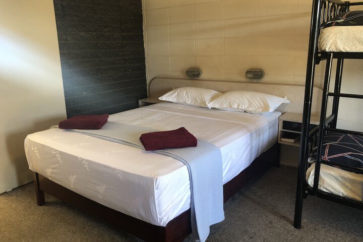 Room 37 of 80