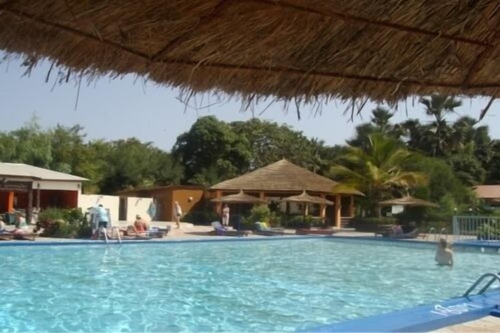 Hotel with Pool