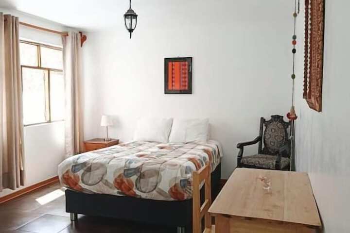 Room 2 of 38