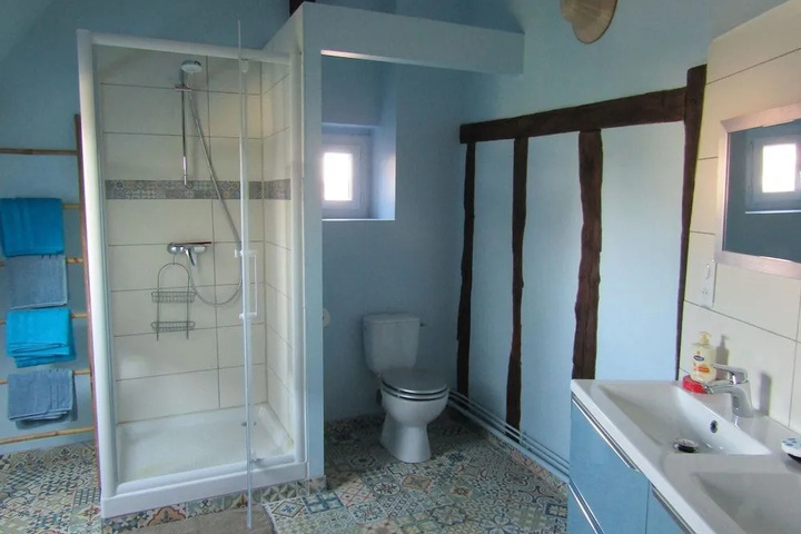 Room 9 of 17
