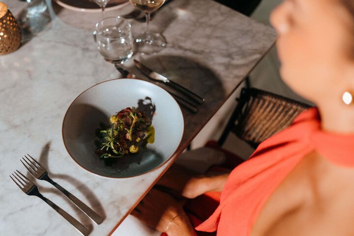 Dining 106 of 147