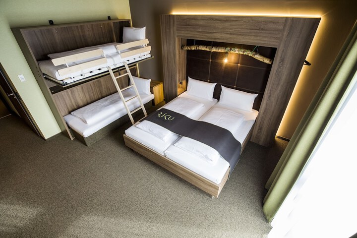 Room 7 of 43