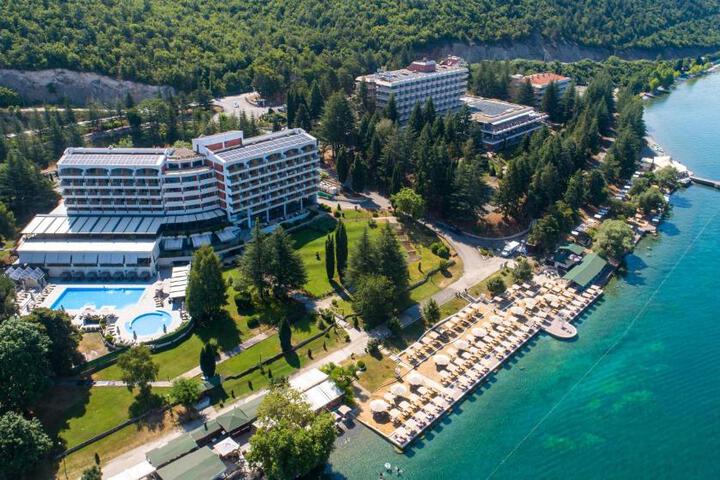 Hotel Bellevue - Metropol Lake Resort