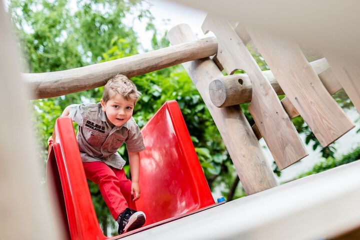 Childrens Activities 64 of 76