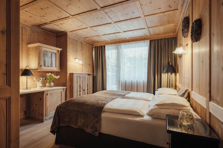 Room 30 of 73