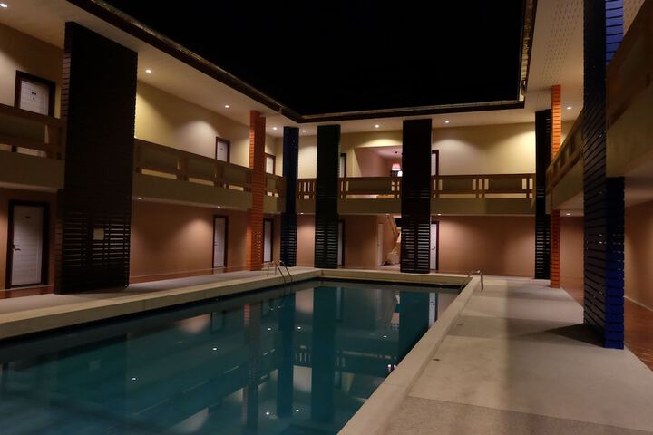 Pool 83 of 92