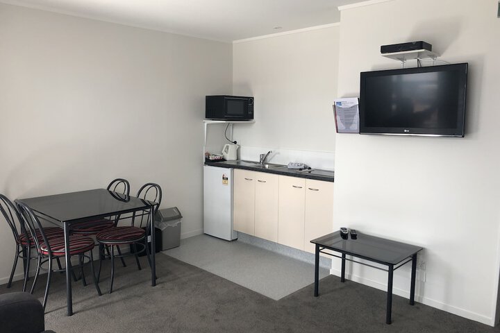 Room 20 of 34