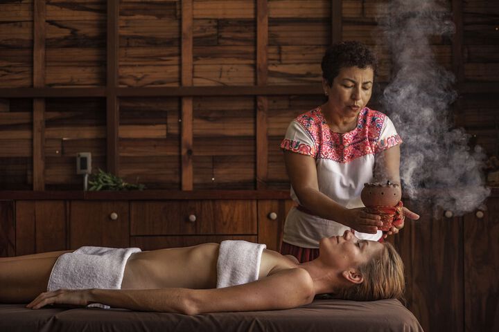 Massage Photo