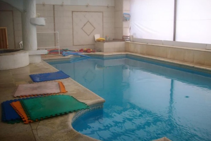Pool Hotel