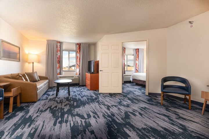 Room 5 of 40