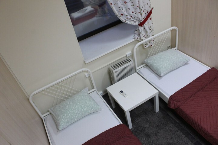 Room 9 of 83
