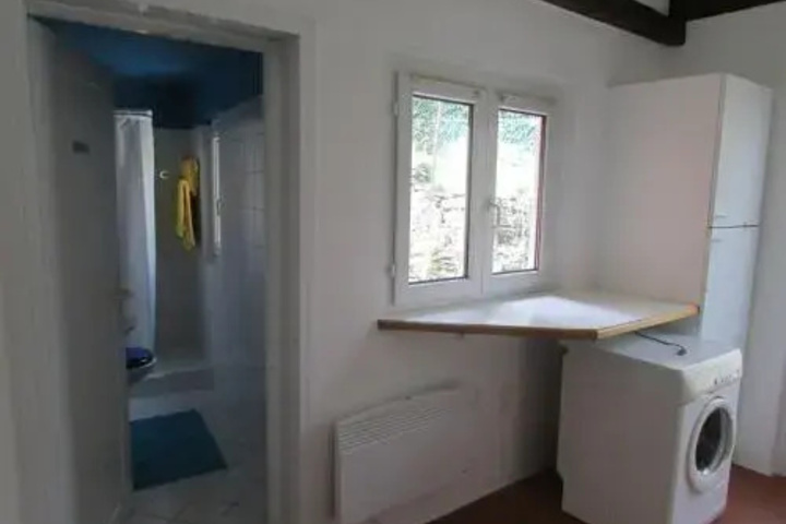 Room 2 of 15
