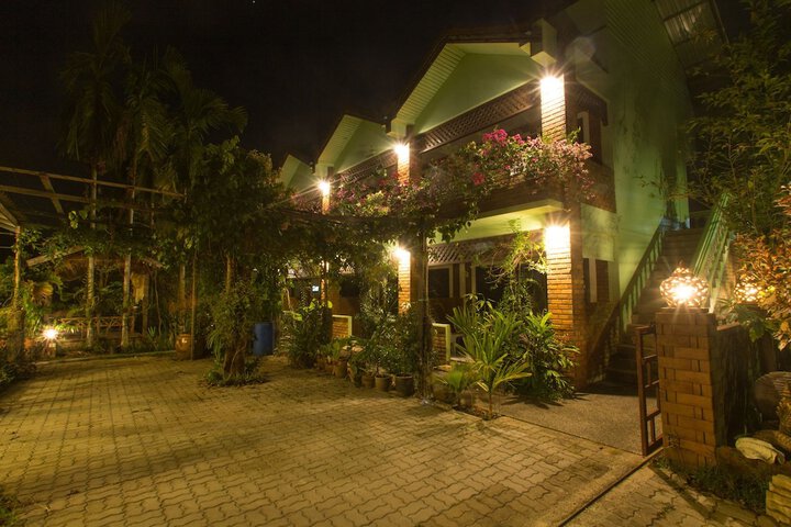 Terrace/Patio 12 of 34