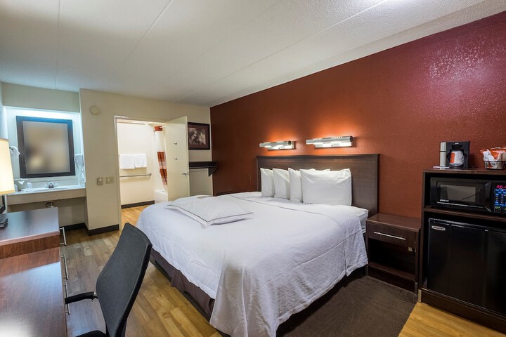 Superior King Bed (15 of 22)
