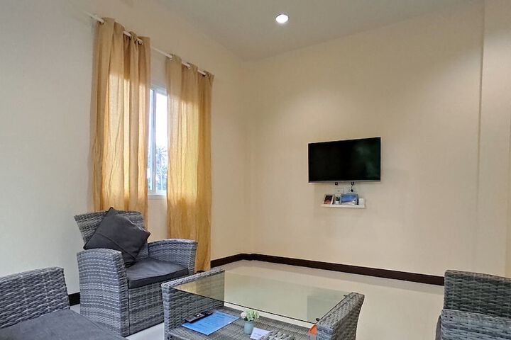 Room 7 of 24