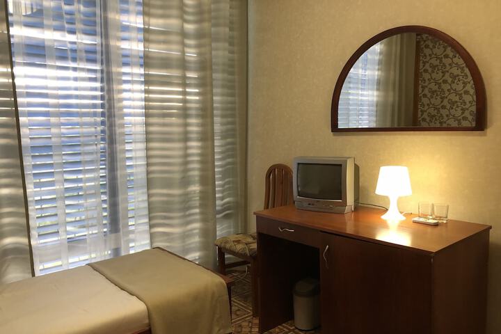 Room 14 of 20
