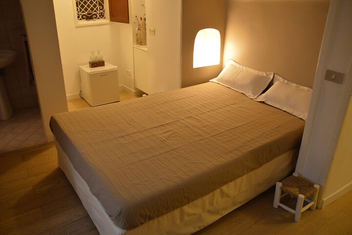 Room 44 of 123