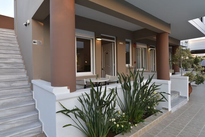 Terrace/Patio 5 of 35
