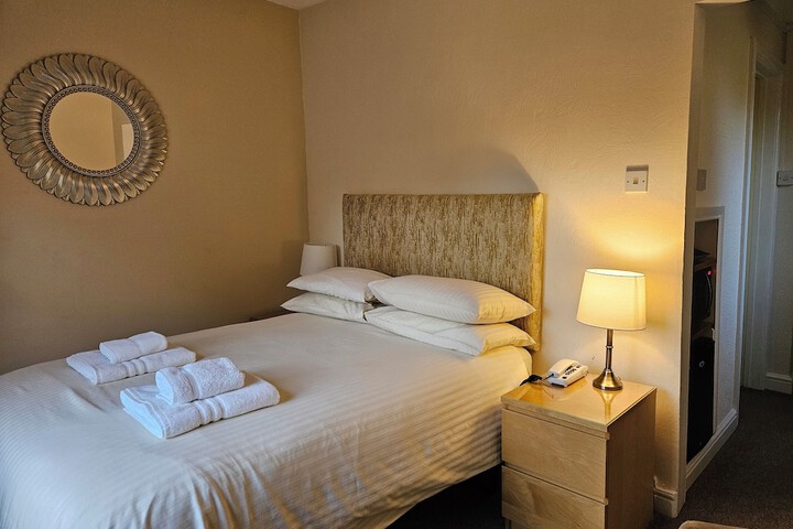 Room 47 of 92