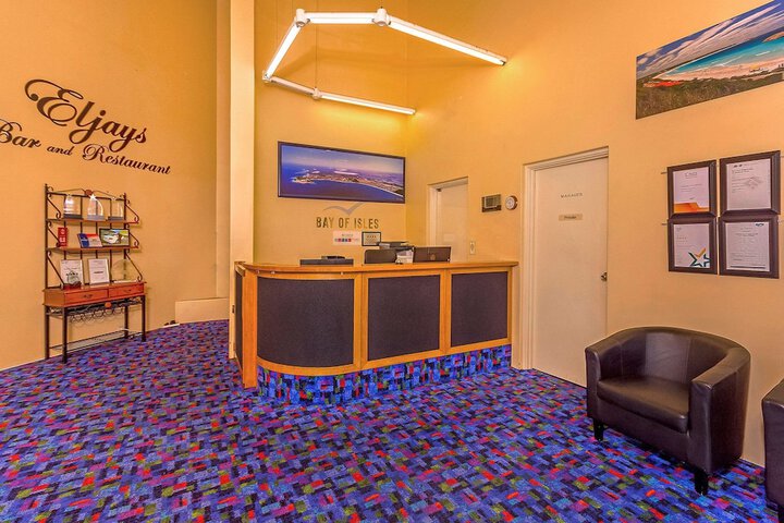 Entrance & Lobby