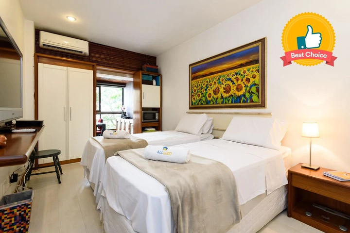 Room 2 of 14